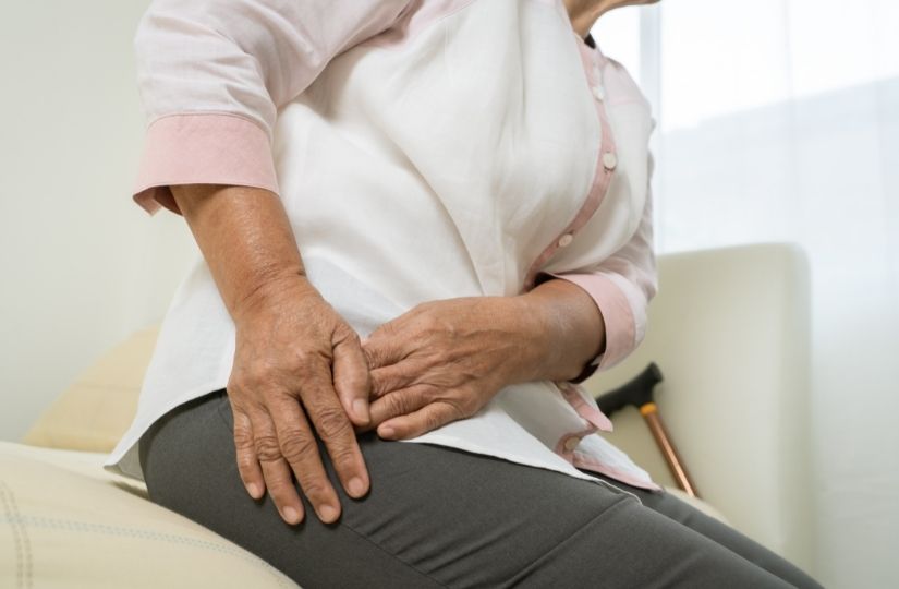 Hip Pain; Hips Do Not Go Out of Place